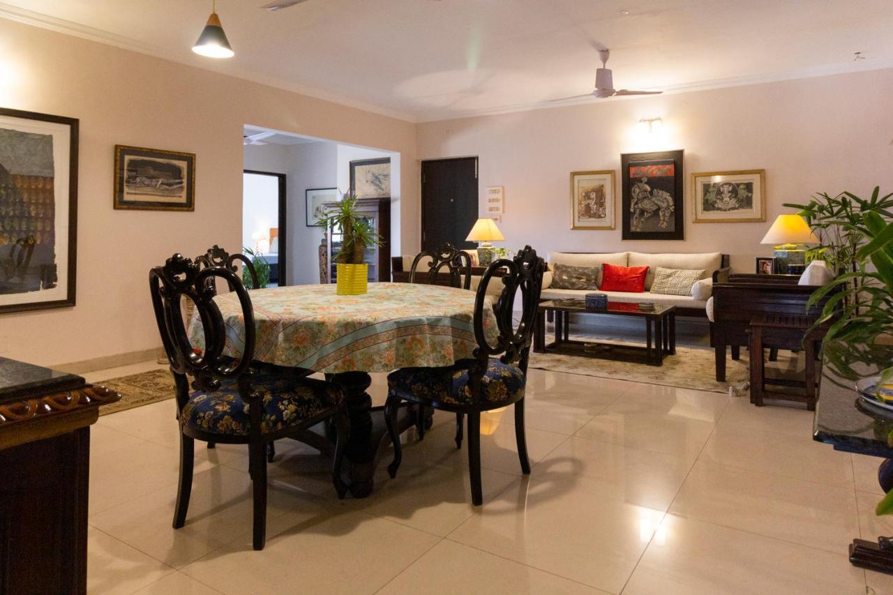 Neelam Bed & Breakfast โกลกาตา ภายนอก รูปภาพ