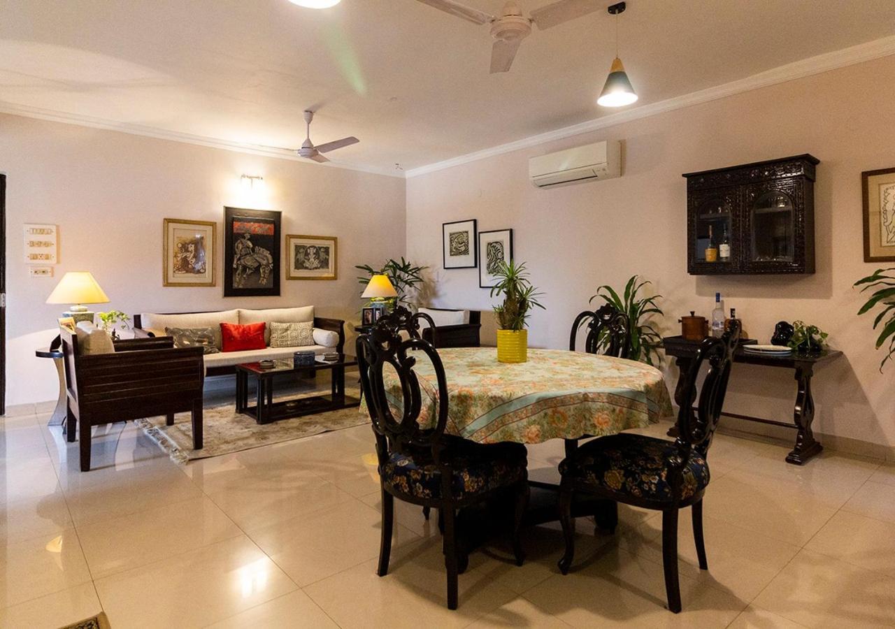 Neelam Bed & Breakfast โกลกาตา ภายนอก รูปภาพ