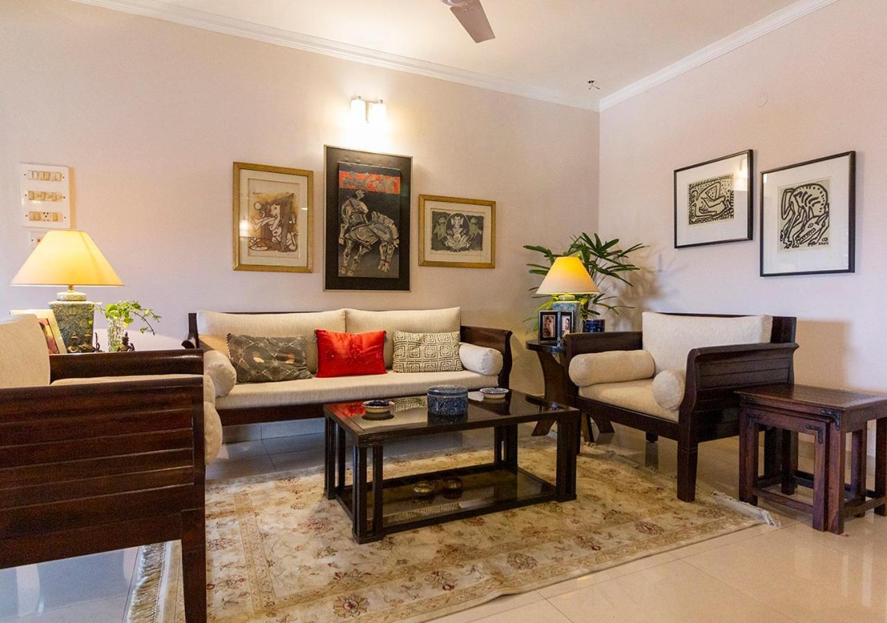 Neelam Bed & Breakfast โกลกาตา ภายนอก รูปภาพ